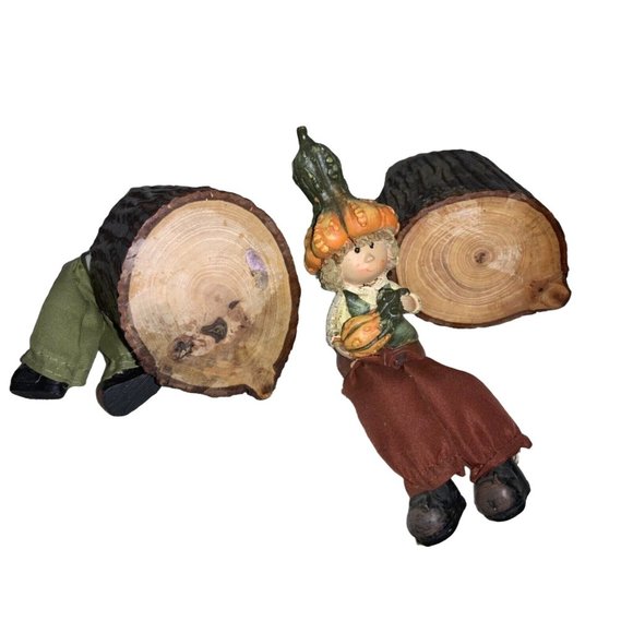 Fall/ Autumn Decor- Children with gourd Hats Sitting on Logs - Picture 8 of 9